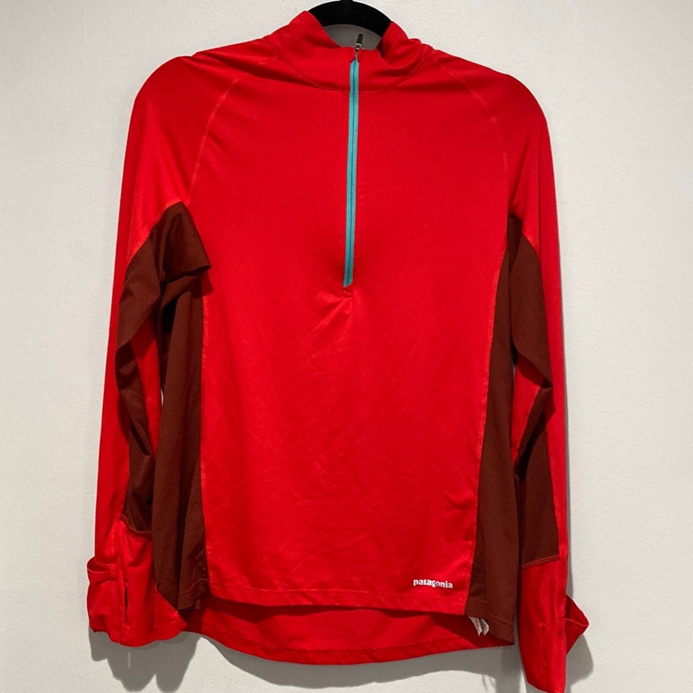 Patagonia All Weather Quarter Zip Long Sleeve Thumb Holes Flip Cuff Red Large